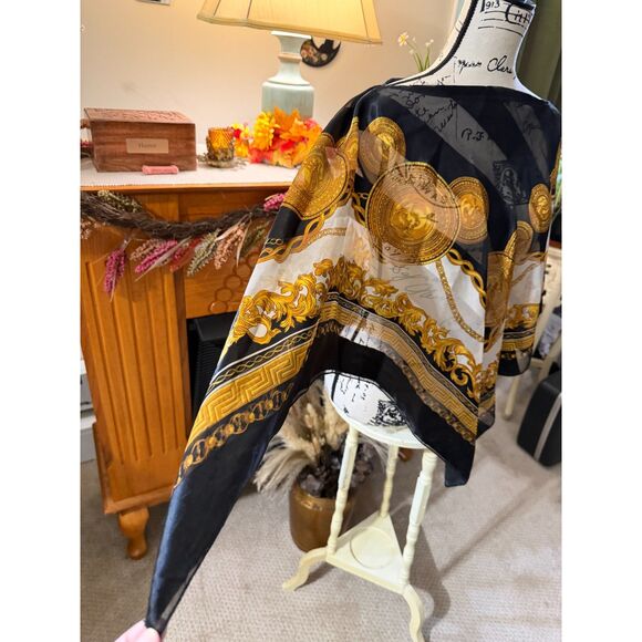 1990s Versace-Style Chain Medallion Scarf /Poncho – Silk Feel Polyester 34” - Picture 3 of 7